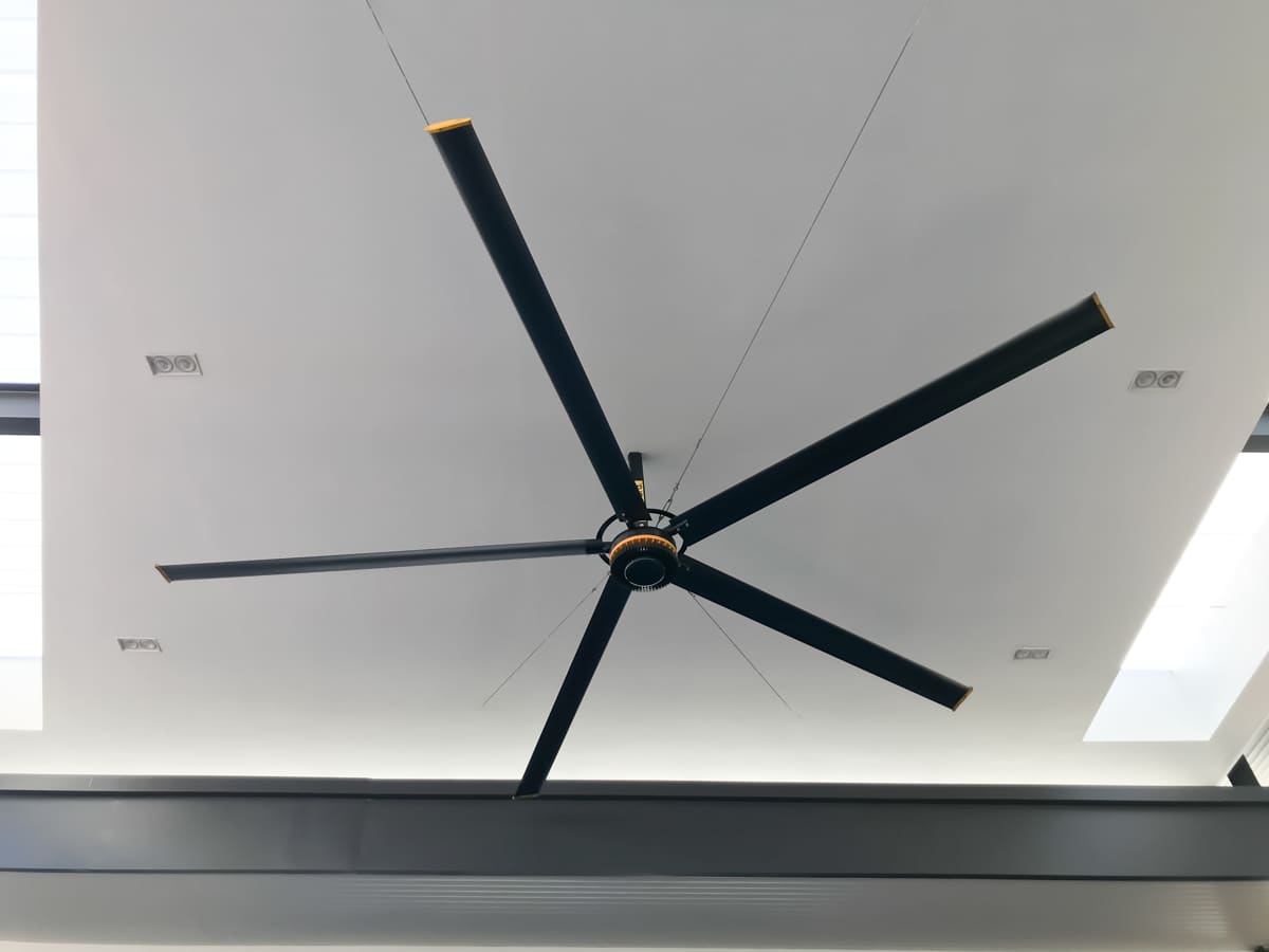 What Is an HVLS Ceiling Fan and Why Are Bangladeshi Industries Switching to It?