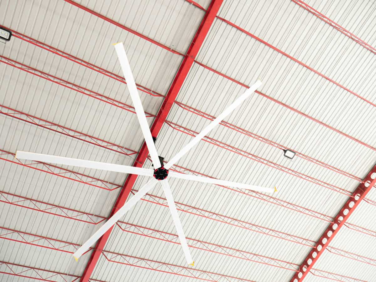 How Much Electricity Can an HVLS Ceiling Fan Save in Bangladesh?