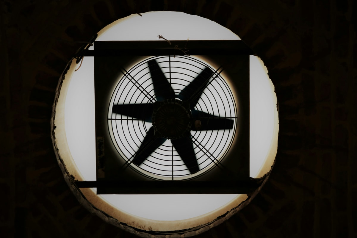 What Are the Benefits of Using a Wall Mounted Axial Fan?